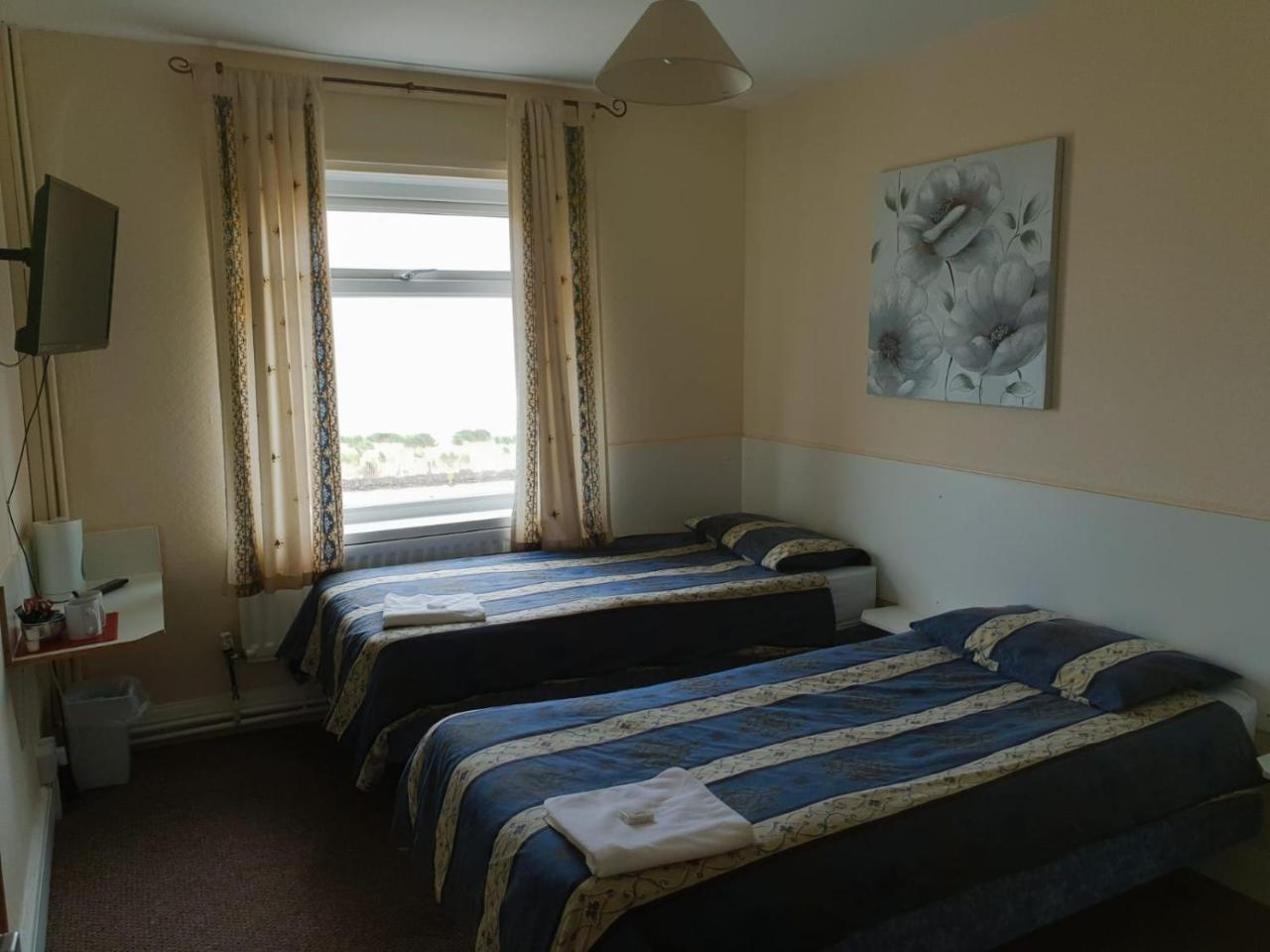 Tudor Court Hotel Swansea Eksteriør bilde